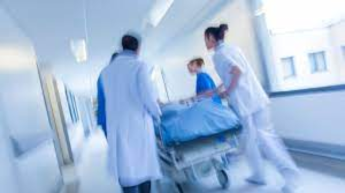 Ağsuda yol qəzası zamanı iki nəfər xəsarət aldı