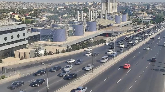 Bu yollarda tıxac var - SİYAHI 