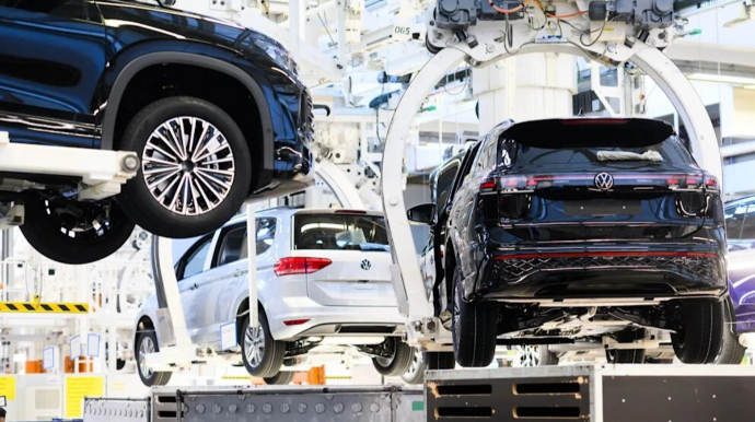 "Volkswagen"in  gəlirləri 30.6% azaldı