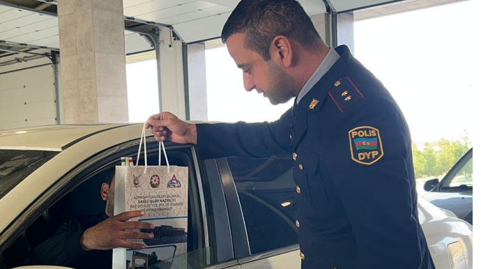 DYP son bir ildə qaydaları pozmayan sürücüləri mükafatlandırıb   - FOTO