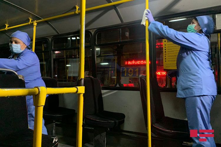 Bakıda avtobuslarda dezinfeksiya işləri davam etdirilir - VİDEO - FOTO