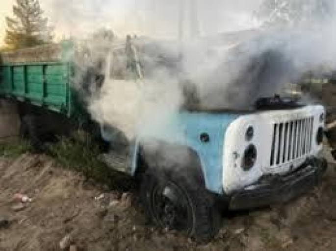 Yük avtomobili yanıb - Salyanda