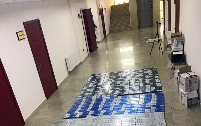 Avtomobildə aksizi olmayan siqaretlər aşkarlanıb - FOTO