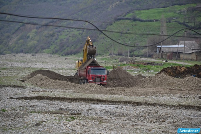 İsmayıllıda 14 km uzunluğunda yol inşa edilir - VİDEO-FOTO
