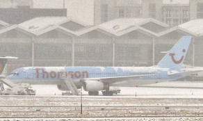 Güclü qar hava limanlarının işini iflic edib