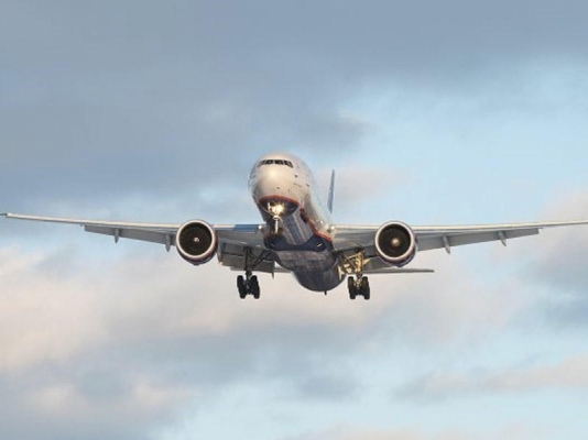 Təyyarə dənizə düşdü