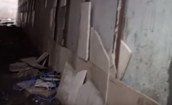 Qəbələdə yeni istifadəyə verilmiş keçid zibilxanaya çevrilib - VİDEO