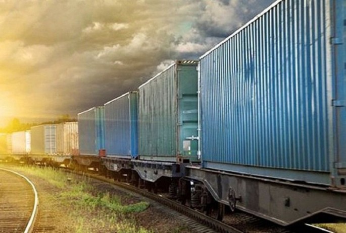 BTQ ilə hərəkət edən 82 konteynerdən ibarət qatar Bakıya çatıb