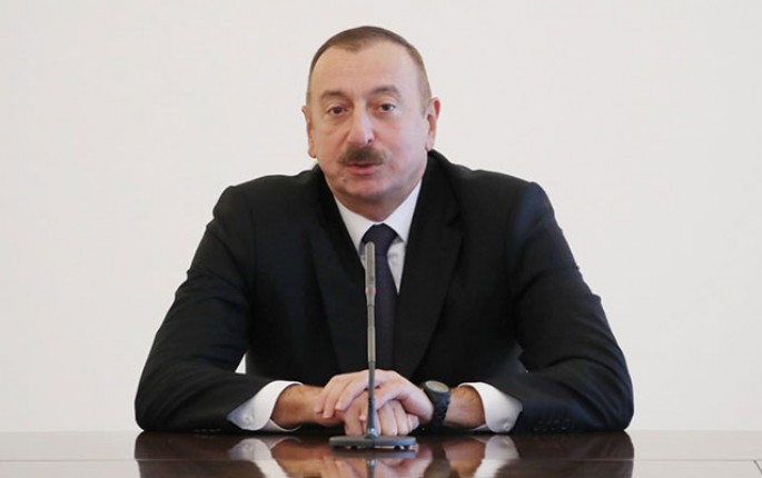 Prezident təyyarə qəzası ilə bağlı İran prezidentinə başsağlığı verib