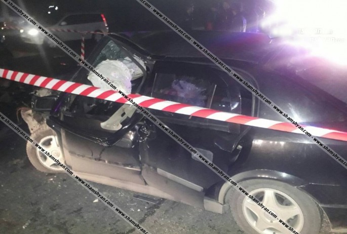 Ermənistanda hərbçilərin olduğu avtomobillər toqquşdu: 7 nəfər xəsarət alıb - FOTO