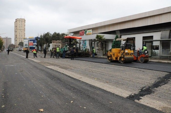 Binəqədinin daha bir küçəsi təmir olunur - FOTO