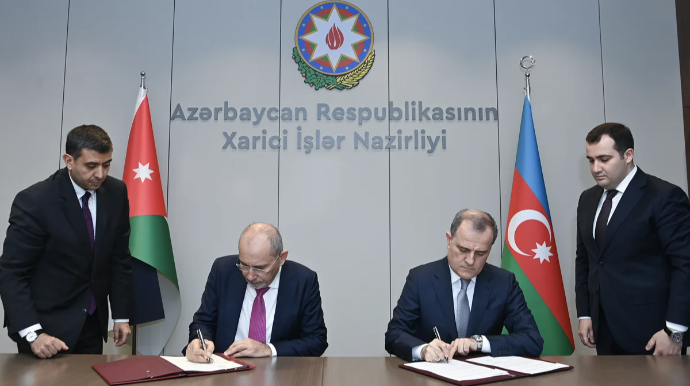 Azərbaycanla bu ölkə arasında viza rejimi ləğv edilir 
