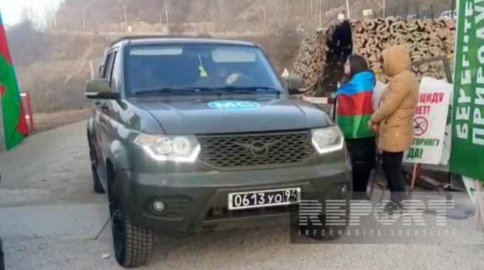 Xankəndidən Laçın istiqamətində sülhməramlıların daha bir avtomobili maneəsiz hərəkət edib