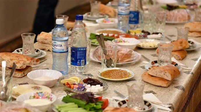Bu rayonda ehsan süfrəsi ləğv edildi: "Camaat gözləyirdi ki, kimsə bu qaydanı tətbiq etsin" 