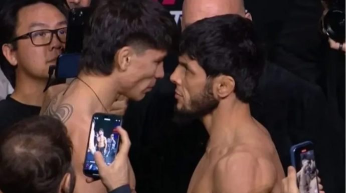 Tofiq Musayev UFC-də ilk qələbəsini qazandı 