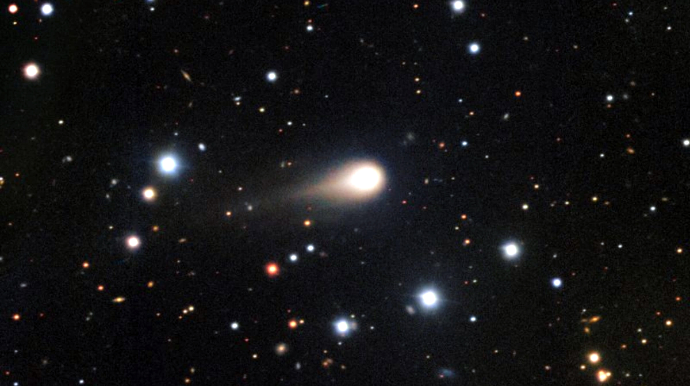 Müəmmalı kometa Yerin ən yaxın nöqtəsindən keçdi - FOTOLAR 