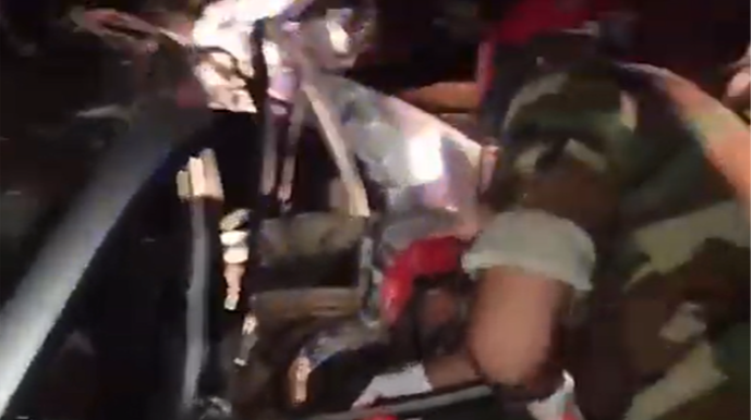 В Хачмазском районе автомобиль врезался в дерево: водитель скончался - ВИДЕО - ОБНОВЛЕННЫЙ