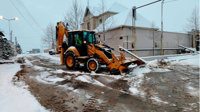 Paytaxtda qarın təmizlənməsi davam edir - FOTO