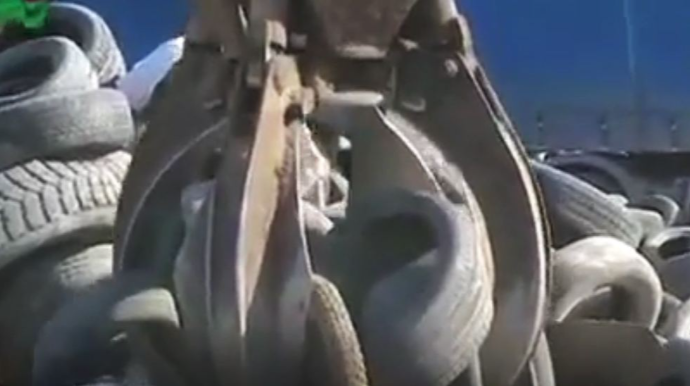 Təkər dolu daha 23 yük avtomobili cəbhəyə yola salınıb  - VİDEO