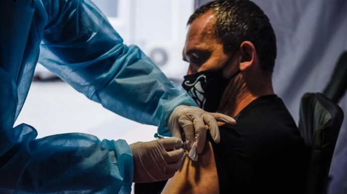 Dünya üzrə 2 milyard 750 milyon dozadan çox COVID vaksini vurulub