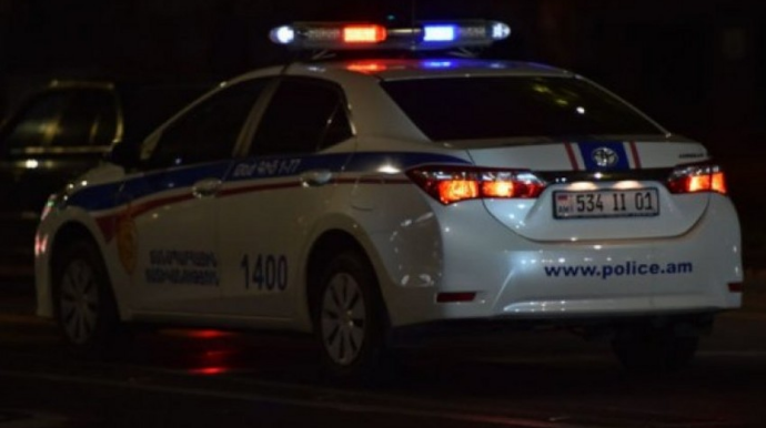 В Армении водитель наехал на пешеходов, 2 военнослужащих погибли, 4 пострадали