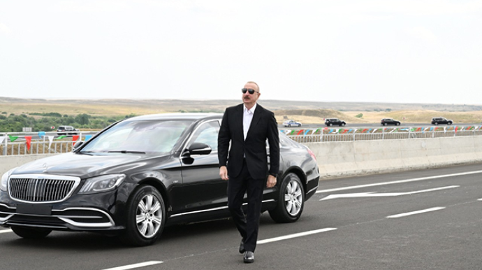 "Qarşımızda duran əsas hədəf ölkəmizin suverenliyini tam bərpa etmək idi" - Dövlət başçısı 