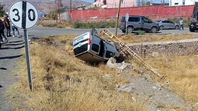 Azərbaycan vətəndaşları Türkiyədə yol qəzasına düşüb, xəsarət alanlar var - FOTO 