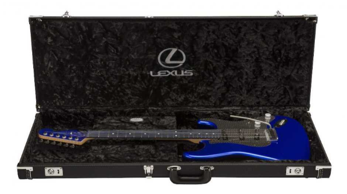 Lexus unikal mavi rəngə boyanmış elektrogitara buraxıb