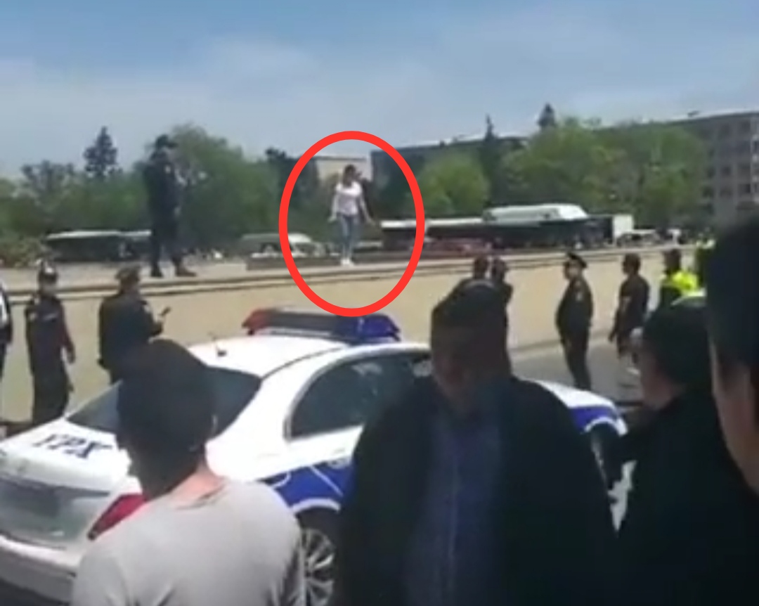 Bakıda daha bir intihara cəhd- Real Video