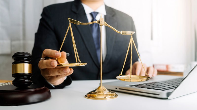 Saxta cərrahların ardınca saxta hüquqşünaslar - Özümüzü onlardan necə qorumalıyıq? 