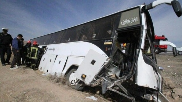 İranda avtobus qəzası: 3 ölü, 19 yaralı