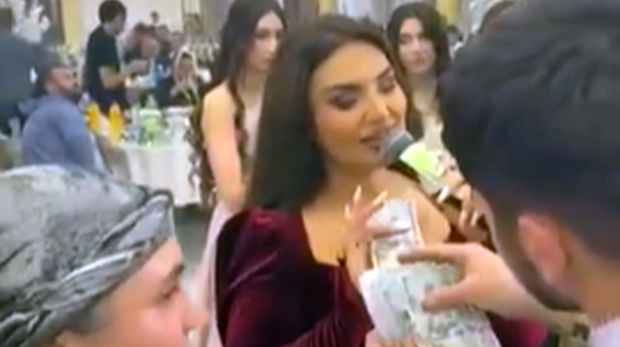 Şəbnəm Tovuzlunu “dollar yağışı”na tutan ailə narkotacir imiş - SENSASİON ƏMƏLİYYAT - VİDEO