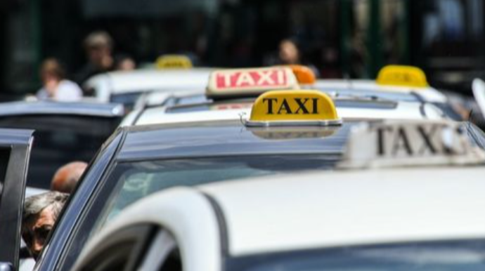 Taksi xidmətləri ilə bağlı DƏYİŞİKLİK - Bu şəxslər 20 min və 40 min manat cərimələnəcək