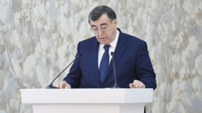 Vəzifəsindən çıxarılan Əhməd Əhmədzadə: “Həmişə səksəkə içində yaşamışam” 