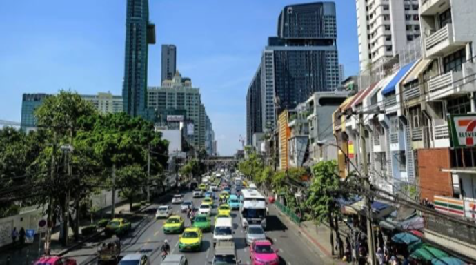 Taylandda avtomobillərlə etiraz aksiyası keçirilib  - FOTO