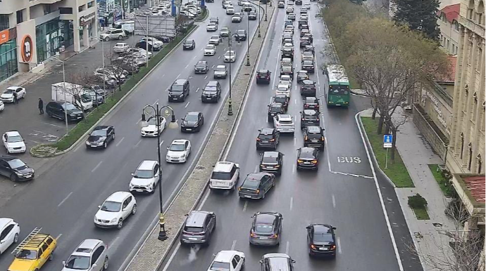 Hazırda bu yollarda tıxac var - SİYAHI   - FOTO