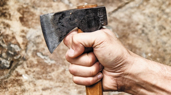 Cəlilabadda gənc döyülərək baltalanıb