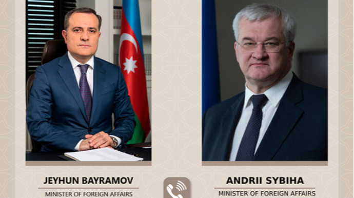 Ceyhun Bayramov Sibiqa ilə telefonla danışdı 