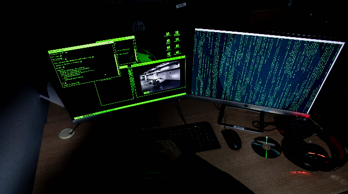 Azərbaycanlı xakerlər Paşinyanın saytını dağıtdılar