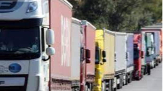 AYNA:  Gömrük-sərhəd məntəqələrində 176 yük maşını gözləyir