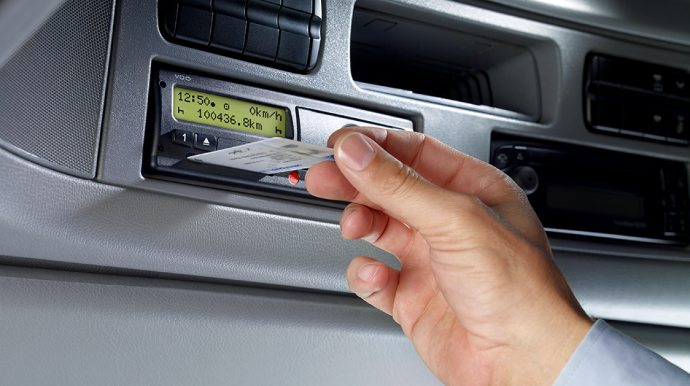 Taxoqraf kartlarının verilməsi daha 2 il fasiləsiz davam edəcək