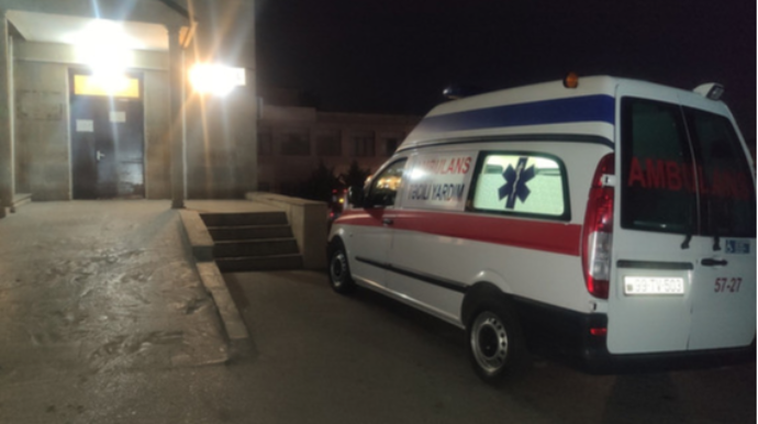 Bakıda avtomobil ahıl qadını vurdu