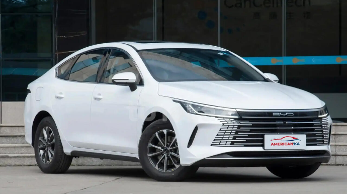 "BYD" saniyələr içində alışıb PARTLADI - VİDEO