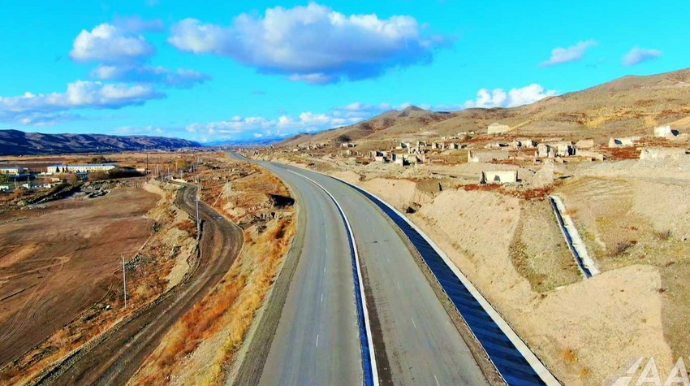 Xudafərin-Qubadlı-Laçın yolunun tikintisi sürətlə davam etdirilir  - VİDEO