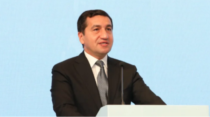 Hikmət Hacıyev mətbuat nümayəndələrinə təşəkkür etdi 