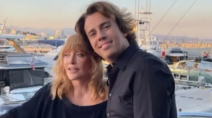 Maksim Qalkini avtomobil vurdu 