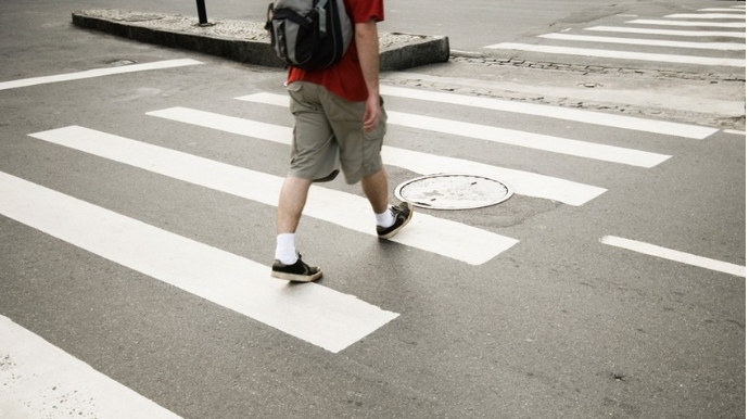 Azərbaycanda 9 yaşlı məktəblini  maşın vurdu