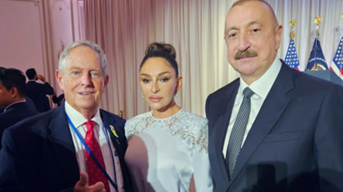 Prezidentlə xanımı rəsmi qəbulda - FOTO