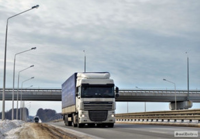 Sərhədçilərdən qaçan azərbaycanlı Belarusda yaxalanıb - Alma dolu yük maşını ilə