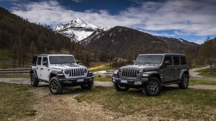 Hibrid qurğulu Jeep Wrangler Avropada satılır - FOTO